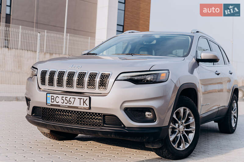 Позашляховик / Кросовер Jeep Cherokee 2019 в Львові