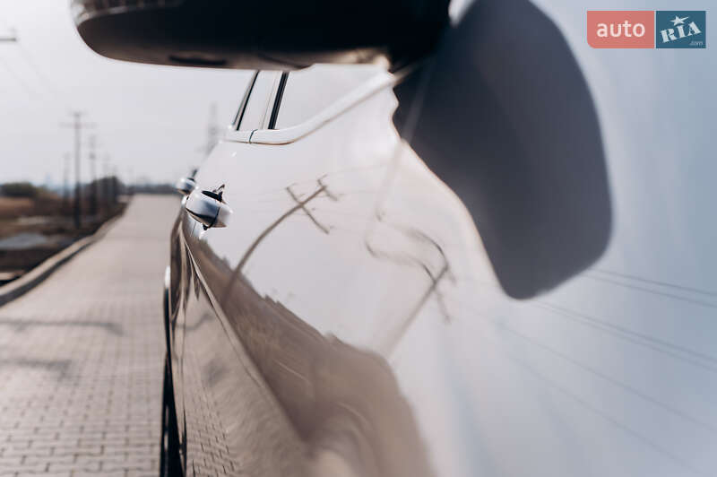 Позашляховик / Кросовер Jeep Cherokee 2019 в Львові