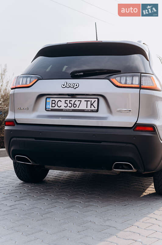 Позашляховик / Кросовер Jeep Cherokee 2019 в Львові