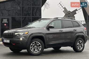 Внедорожник / Кроссовер Jeep Cherokee 2018 в Киеве