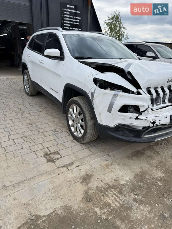Внедорожник / Кроссовер Jeep Cherokee 2016 в Львове