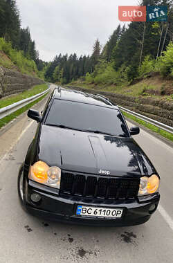 Позашляховик / Кросовер Jeep Cherokee 2007 в 