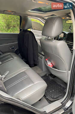 Позашляховик / Кросовер Jeep Cherokee 2007 в 