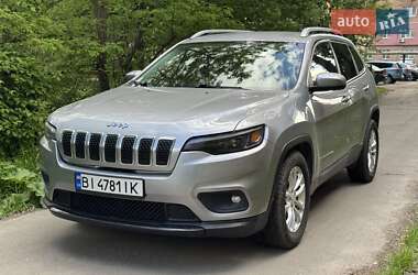 Позашляховик / Кросовер Jeep Cherokee 2019 в 
