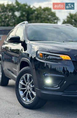 Внедорожник / Кроссовер Jeep Cherokee 2019 в 
