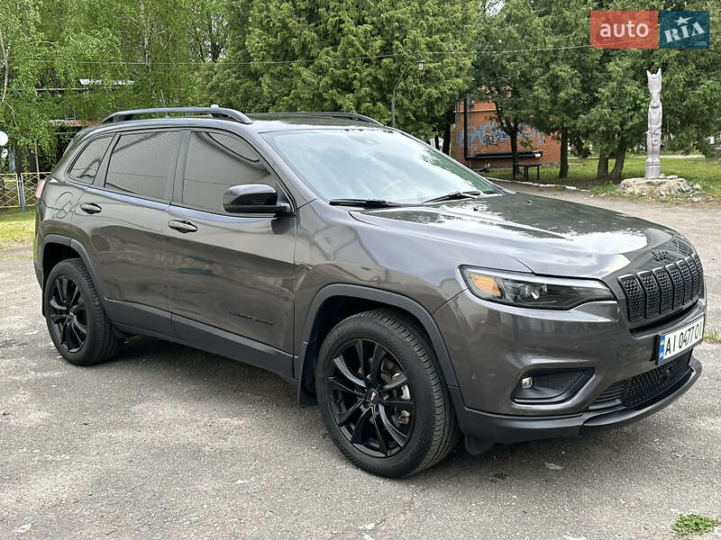 Внедорожник / Кроссовер Jeep Cherokee 2020 в Киеве