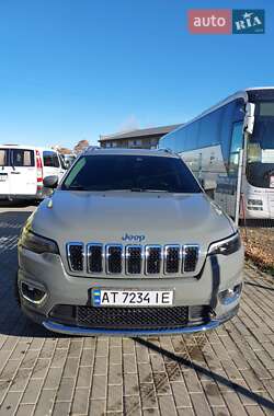 Внедорожник / Кроссовер Jeep Cherokee 2019 в 