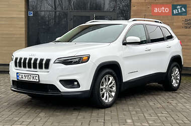 Позашляховик / Кросовер Jeep Cherokee 2018 в 