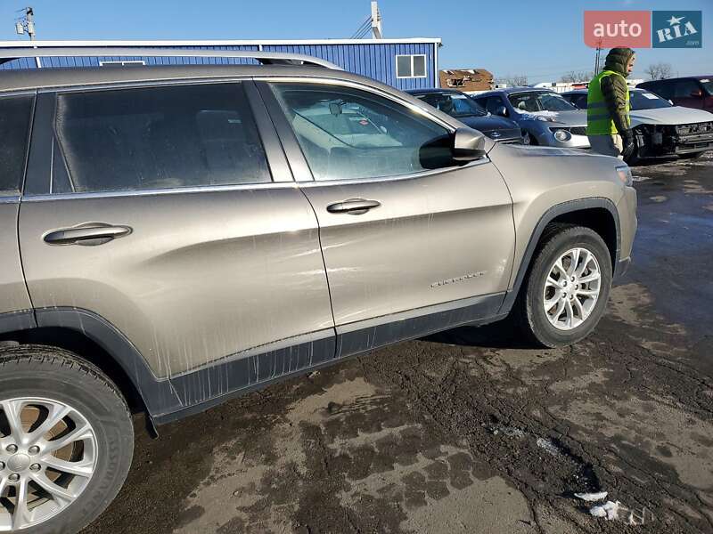 Позашляховик / Кросовер Jeep Cherokee 2019 в Львові