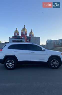 Позашляховик / Кросовер Jeep Cherokee 2020 в 