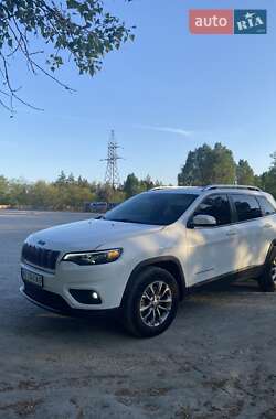 Позашляховик / Кросовер Jeep Cherokee 2020 в 