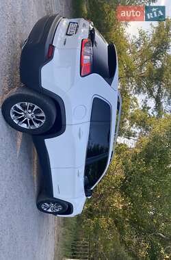 Позашляховик / Кросовер Jeep Cherokee 2020 в 