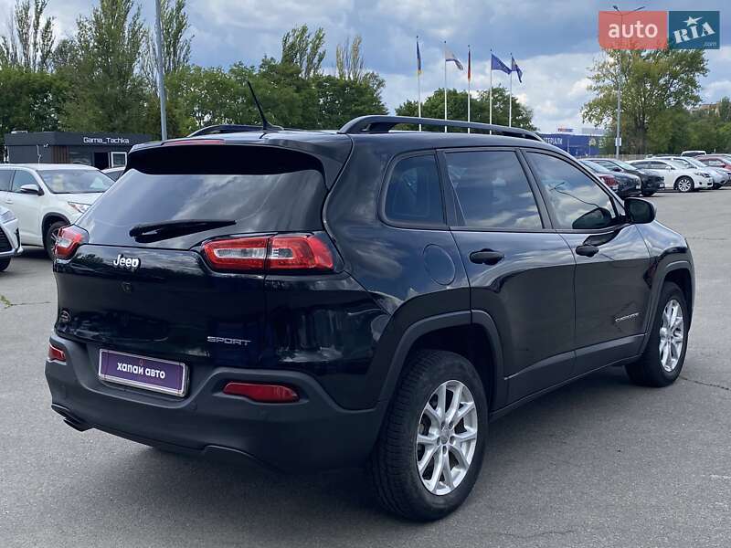Позашляховик / Кросовер Jeep Cherokee 2015 в Дніпрі