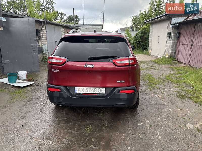 Позашляховик / Кросовер Jeep Cherokee 2016 в Харкові