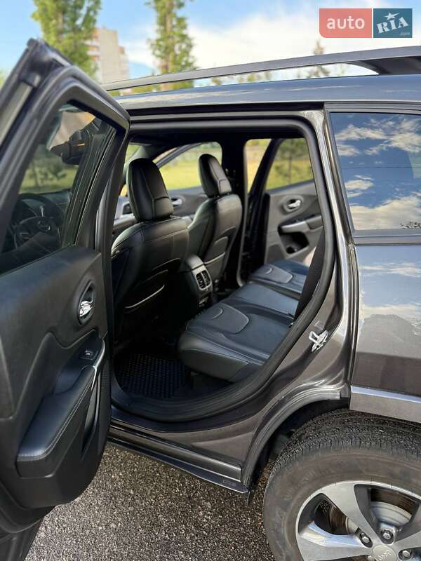 Позашляховик / Кросовер Jeep Cherokee 2019 в Кременчуці