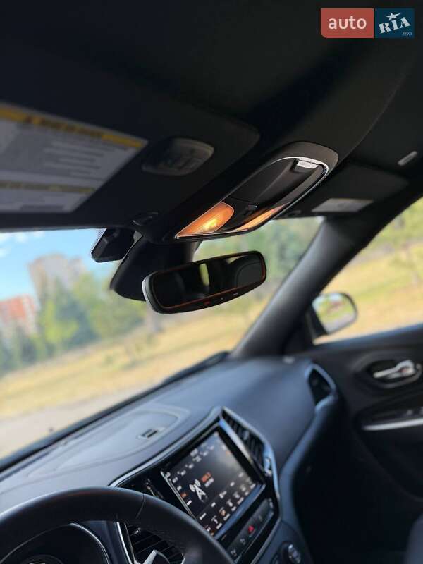 Позашляховик / Кросовер Jeep Cherokee 2019 в Кременчуці