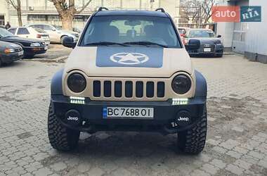 Внедорожник / Кроссовер Jeep Cherokee 2002 в 