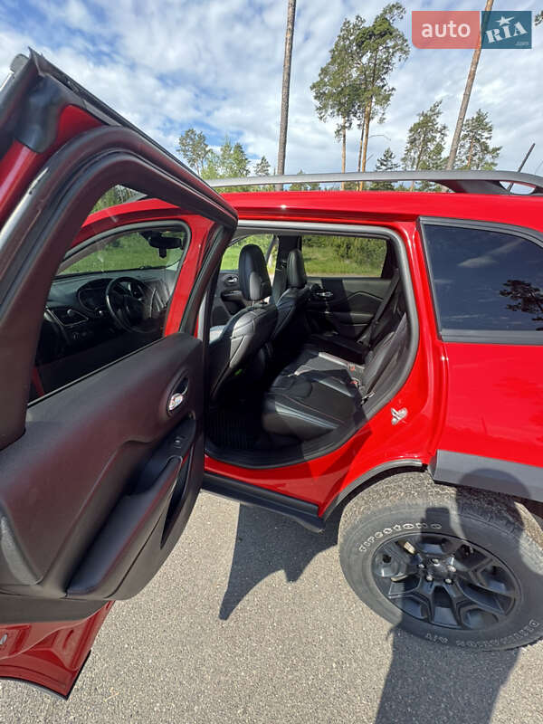 Внедорожник / Кроссовер Jeep Cherokee 2019 в Корюковке фото 18 Внедорожник / Кроссовер Jeep Cherokee 2019 в Корюковке