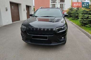 Позашляховик / Кросовер Jeep Cherokee 2019 в 