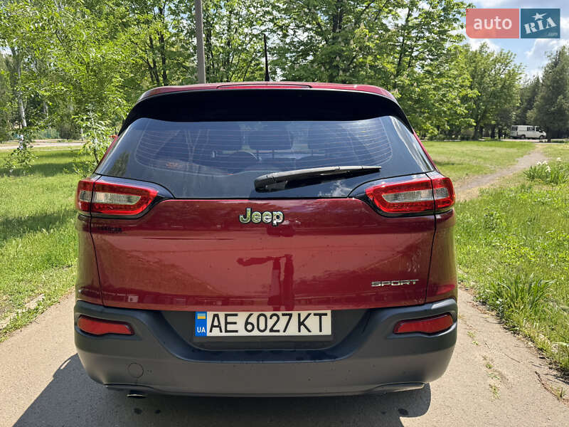 Внедорожник / Кроссовер Jeep Cherokee 2017 в Кривом Роге