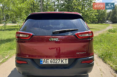 Позашляховик / Кросовер Jeep Cherokee 2017 в 