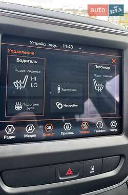 Внедорожник / Кроссовер Jeep Cherokee 2022 в 