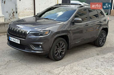 Внедорожник / Кроссовер Jeep Cherokee 2019 в 