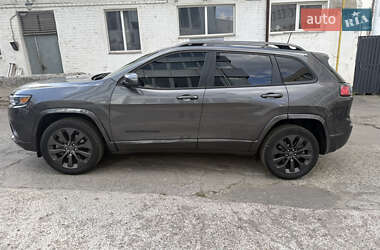 Внедорожник / Кроссовер Jeep Cherokee 2019 в 