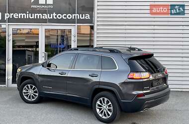 Внедорожник / Кроссовер Jeep Cherokee 2022 в 