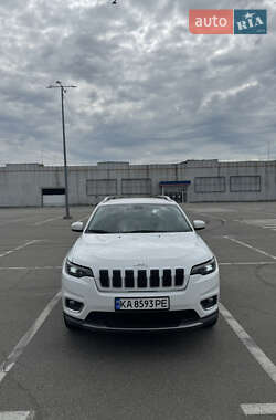 Внедорожник / Кроссовер Jeep Cherokee 2019 в Киеве