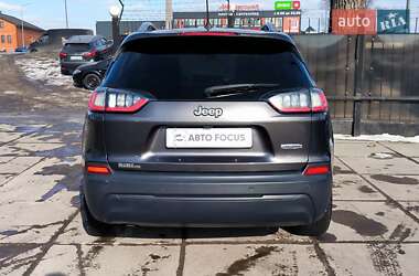 Внедорожник / Кроссовер Jeep Cherokee 2018 в 