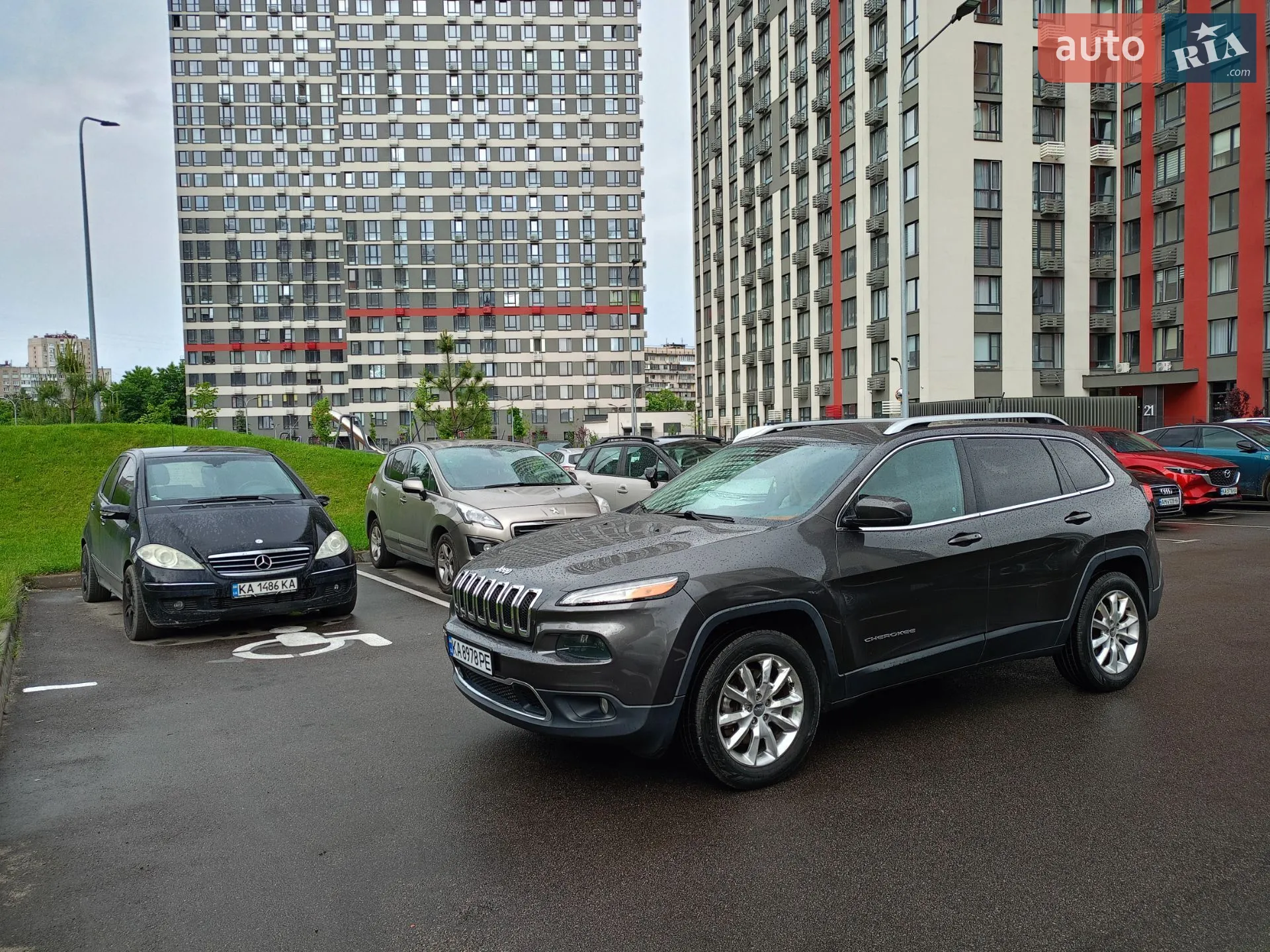 2013 Jeep Cherokee - мініатюра 11