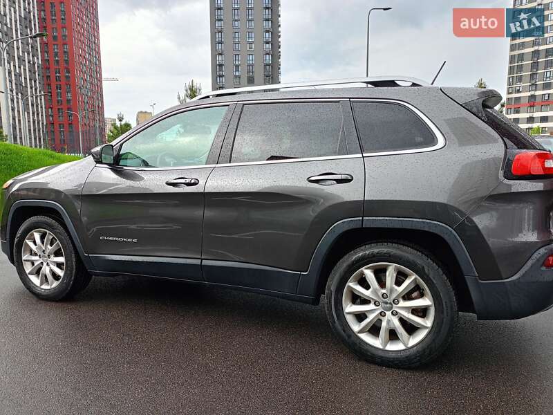 Позашляховик / Кросовер Jeep Cherokee 2013 в Києві фото 6 Позашляховик / Кросовер Jeep Cherokee 2013 в Києві