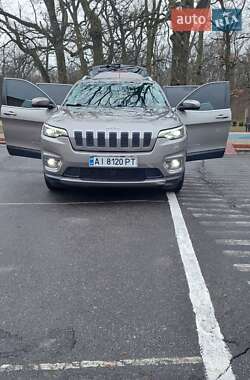 Внедорожник / Кроссовер Jeep Cherokee 2018 в 