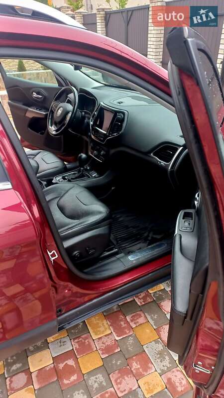 Внедорожник / Кроссовер Jeep Cherokee 2020 в Хмельницком