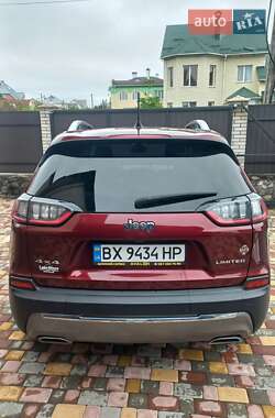 Внедорожник / Кроссовер Jeep Cherokee 2020 в 