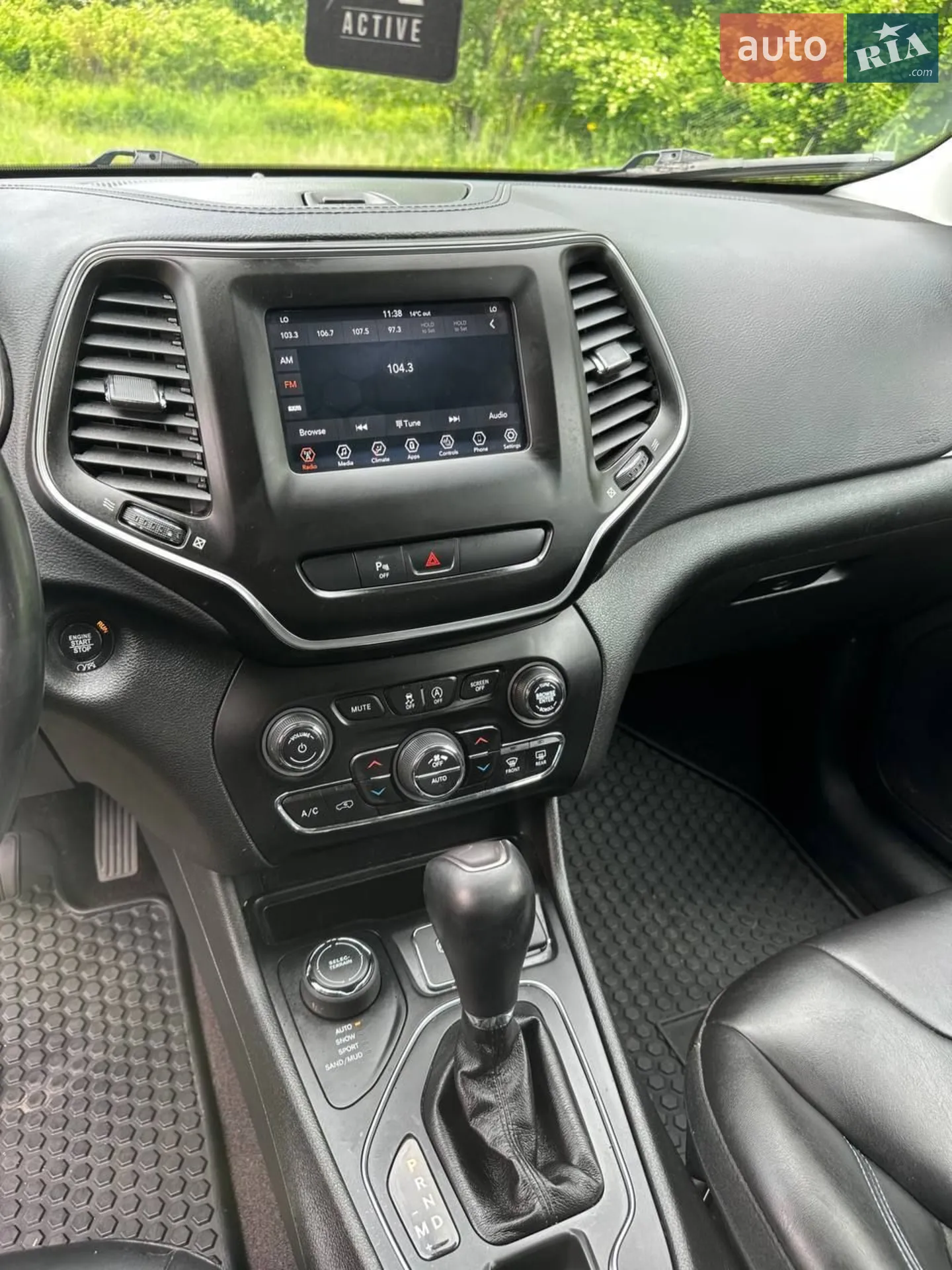 2018 Jeep Cherokee - мініатюра 28