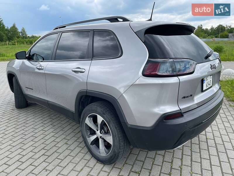 Позашляховик / Кросовер Jeep Cherokee 2018 в Львові