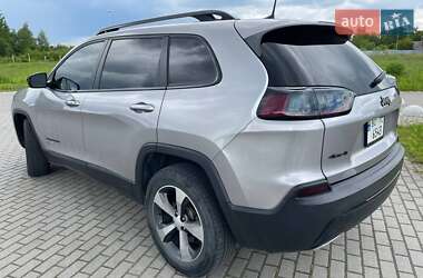 Внедорожник / Кроссовер Jeep Cherokee 2018 в 