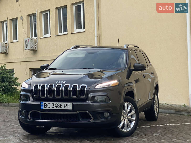Внедорожник / Кроссовер Jeep Cherokee 2016 в Трускавце