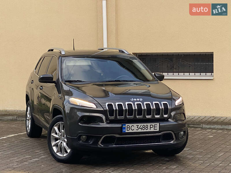 Внедорожник / Кроссовер Jeep Cherokee 2016 в Трускавце