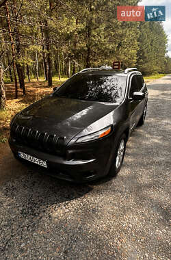 Позашляховик / Кросовер Jeep Cherokee 2016 в 