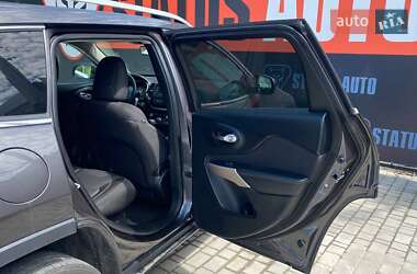 Внедорожник / Кроссовер Jeep Cherokee 2016 в 
