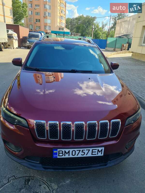 Внедорожник / Кроссовер Jeep Cherokee 2018 в 