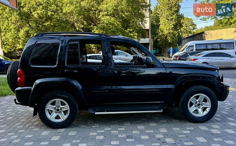 Внедорожник / Кроссовер Jeep Cherokee 2002 в Одессе