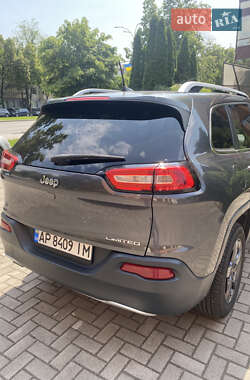 Внедорожник / Кроссовер Jeep Cherokee 2016 в Запорожье
