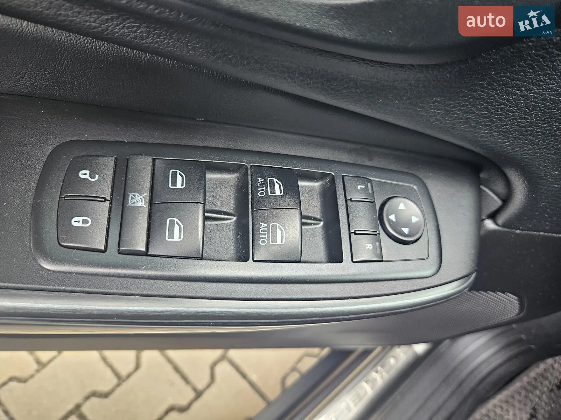 2014 Jeep Cherokee - мініатюра 24
