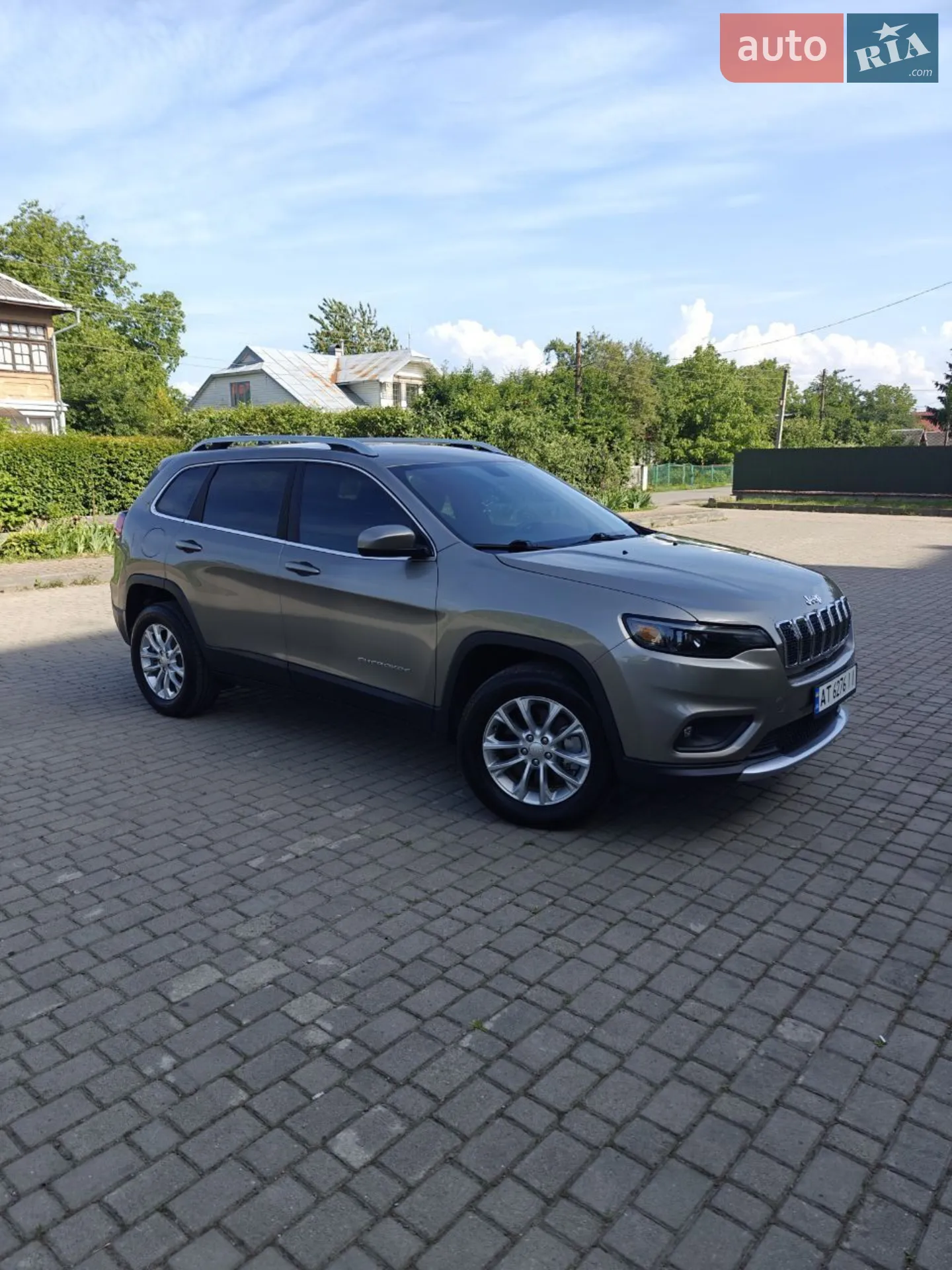 2018 Jeep Cherokee - мініатюра 3