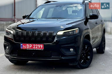 Внедорожник / Кроссовер Jeep Cherokee 2022 в 