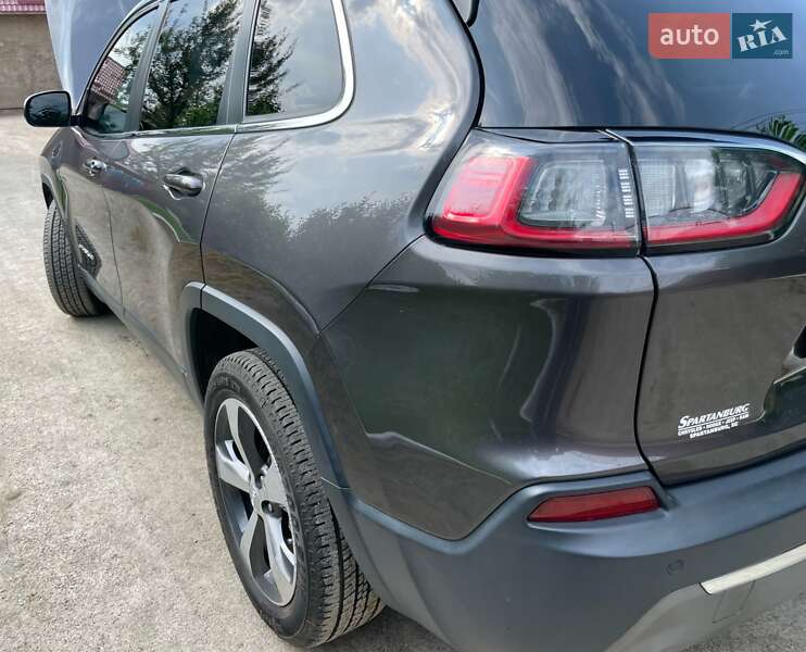 Позашляховик / Кросовер Jeep Cherokee 2019 в Рівному